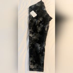 Danskin sports wear leggings tye dye pattern XL